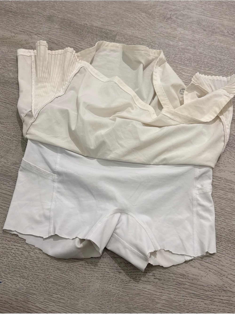 lululemon athletica White Pleated Skater Skort - Picture 5 of 5